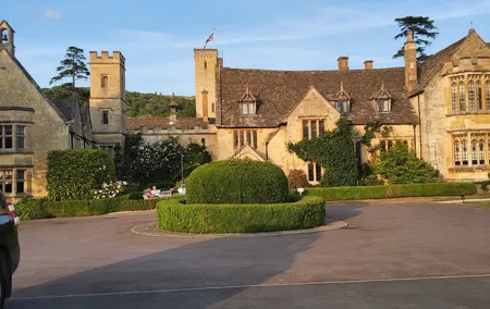 Exciting Private Driving Cotswold Countryside Tour