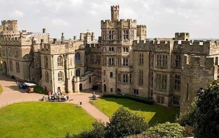 Warwick Castle Independent Full Day Private Tour