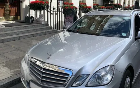 Private Chauffeured Vehicle In London