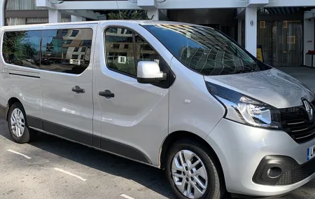 London to Heathrow Airport in a Private Minivan