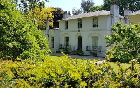 Hampstead Village (London) Walking Tour