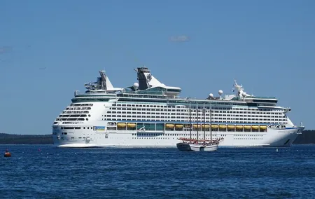 Private transfers to/from Portsmouth Int'l Port and London Heathrow Airport