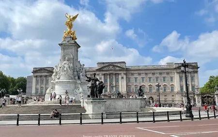 London in a Day: Private Walking Tour including the London Eye