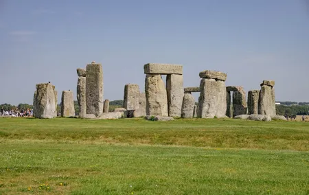 Southampton Private Cruise Transfer from London via Stonehenge.