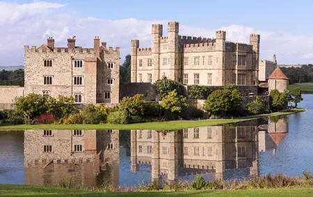 London to Leeds Castle, Canterbury, Dover Cliffs Tour by Car
