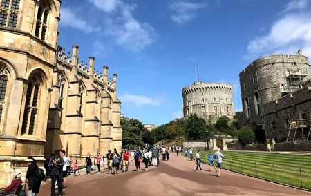 Monarch's London: Windsor Castle & Hampton Court Palace