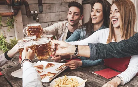 Private Beer and Food Tasting Tour in London City Center