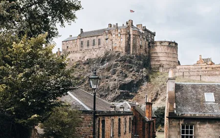 Luxury Transfer Service: London to Edinburgh
