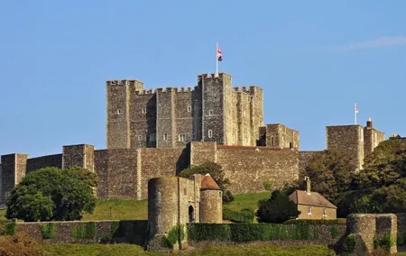London to Dover Cruise Port Via Dover Castle Private Transfer