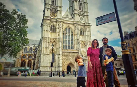 Black Cab Tour of London - Narrated Taxi Tour Guide - History Sightseeing