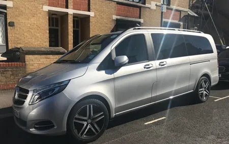 Private Transfers From London Heathrow to Gatwick Aiport
