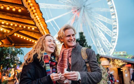 Camden’s Yuletide Stroll Private Tour: Lights, Markets & Magic