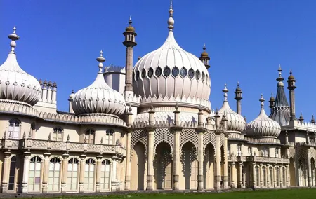 Private Round Trip Transfer: London to Brighton Sightseeing Day Trip