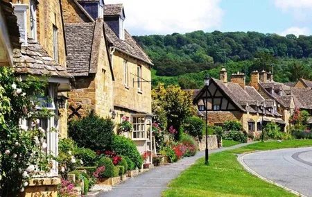 The Cotswolds England Bus Tour