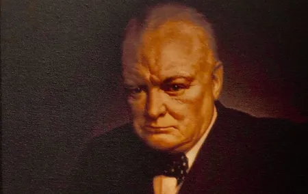 Winston Churchill Private Walking Tour in and around London