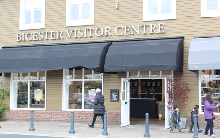 Round Trip shopping transfer from London to Oxford Bicester Village