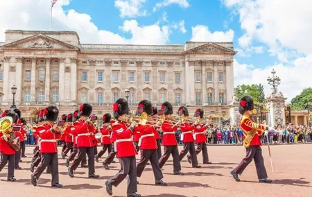 Full or Half Day London Sightseeing Tour with Licensed TFL Driver