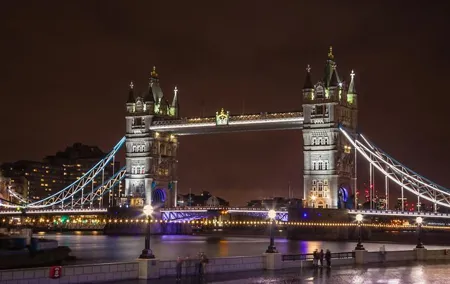 Private Tour: Tower Bridge Night Photography Tour