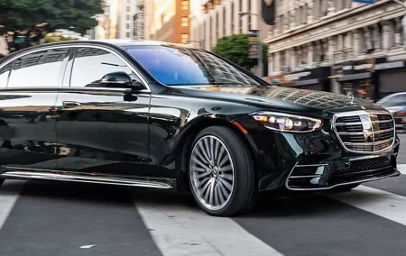Airport Transfer: London to Heathrow Airport LHR by Luxury Car