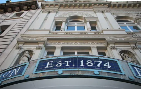 Private Sherlock Holmes Walking Tour of London