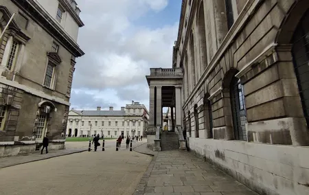 Interactive Treasure Hunt Experience of Greenwich's Secrets
