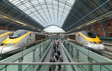St Pancras Station to Gatwick Airport Private Transfer Service