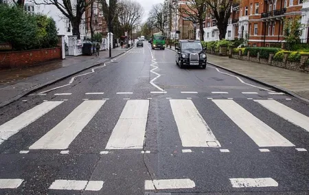 The Beatles tour in London in Spanish