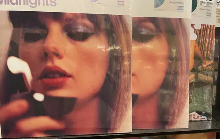 Taylor Swift London Boy Walking Tour