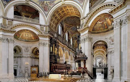 London Half Day Guided Sightseeing Tour by Luxury Coach