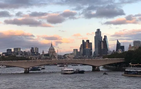 Walking Tours - Sights of London- price includes upto 10 people