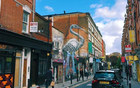Brick Lane: A Self-Guided Tour of East London's Vibrant Jewel