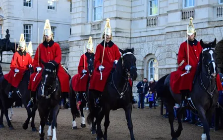 Monarchy and Politics in London - Self-Guided Walking Tours