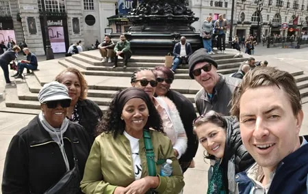 London Tour including 30 Top Sights with Blue Badge Tour Guide