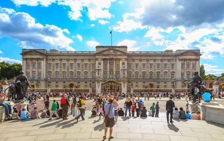 Private 4 hour Tour of London with driver and guide with Hotel Pick Up