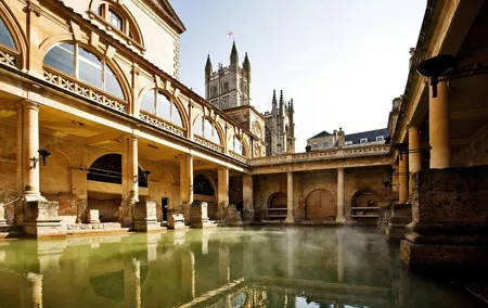 Private Chauffeured Minivan Tour to Bath from London with a Licensed Guide