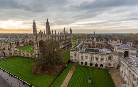 London to Cambridge Private Transfer with Meet and Greet