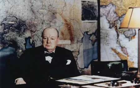 4HR Churchill War Rooms & Tower of London (With Private Guide)