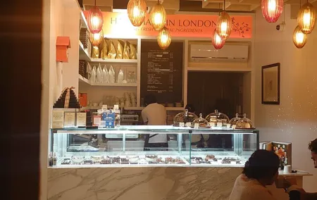 London Independent Shops Gifts and History