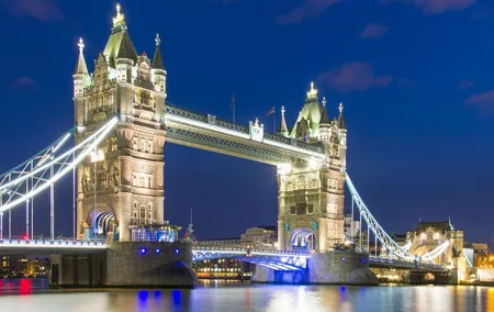Private Tour in London by Night