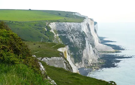 Kent Garden of England in Private Vehicle Tour Including Passes