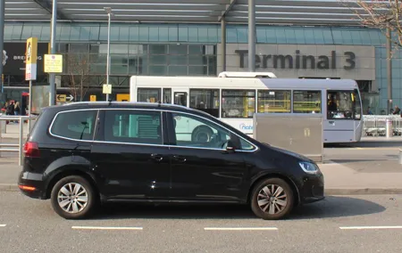 Private Transfer from Heathrow Airport to St Pancras Station via London Hotel