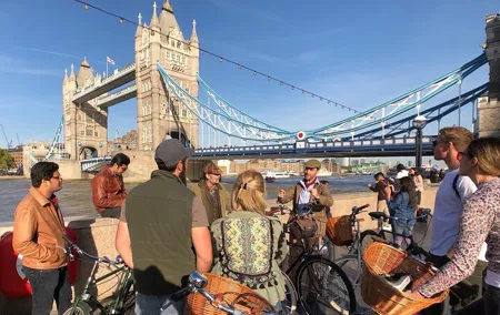 Private City & Secrets: Explore London's Hidden Gems on a Sunday
