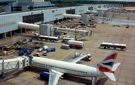 Gatwick Airport Private Transfers to/from London (Postcode WC1 to WC2)