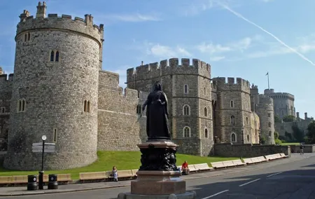 Heathrow Airport Arrival To Dover Via Windsor Castle