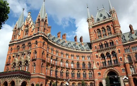 St Pancras Private Transfers To and From Central London