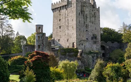 6 Days London Dublin, Blarney Ring of Kerry and Cliffs of Moher