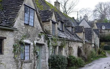 Private Full Day Tour to Cotswolds from London