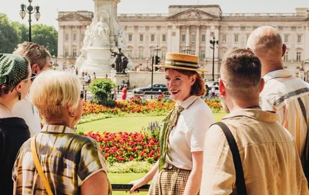 Private Guided Royal London Walking Tour with Guard Change