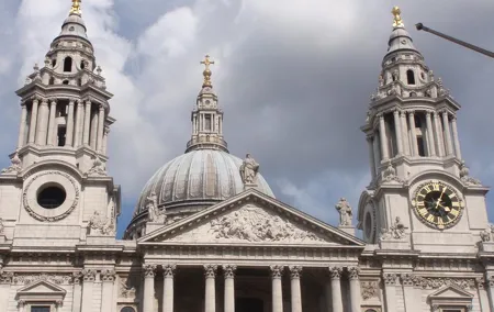 Full Day Traditional Private London Tour with Car/SUV/Van/Bus