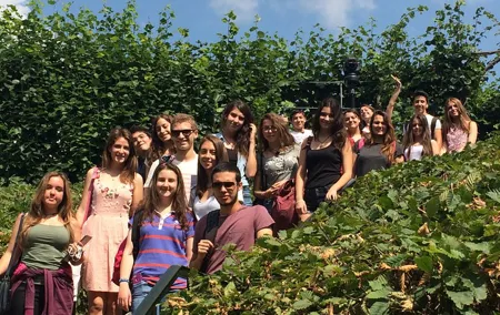 English + Medicine University Taster One Week Program in London